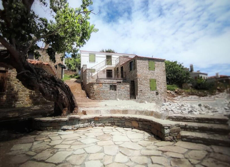 the hill village çanakkale