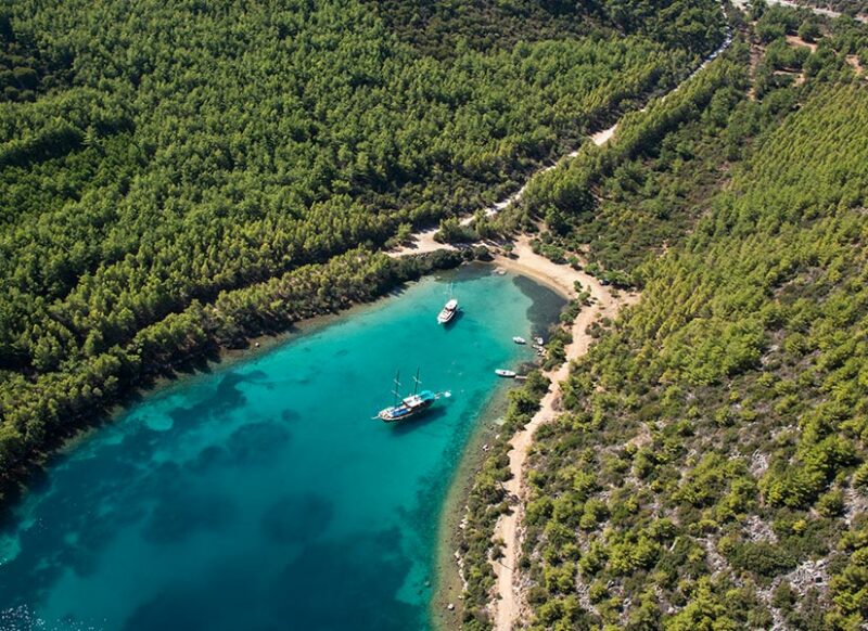 cennet koyu plajı bodrum